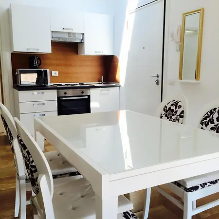 Fanny Apartmanhotel Rimini