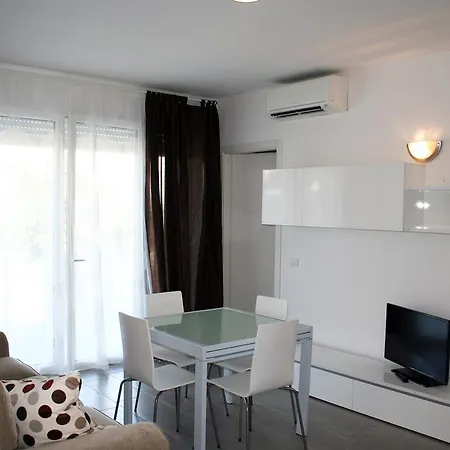 Fanny Apart Otel Rimini